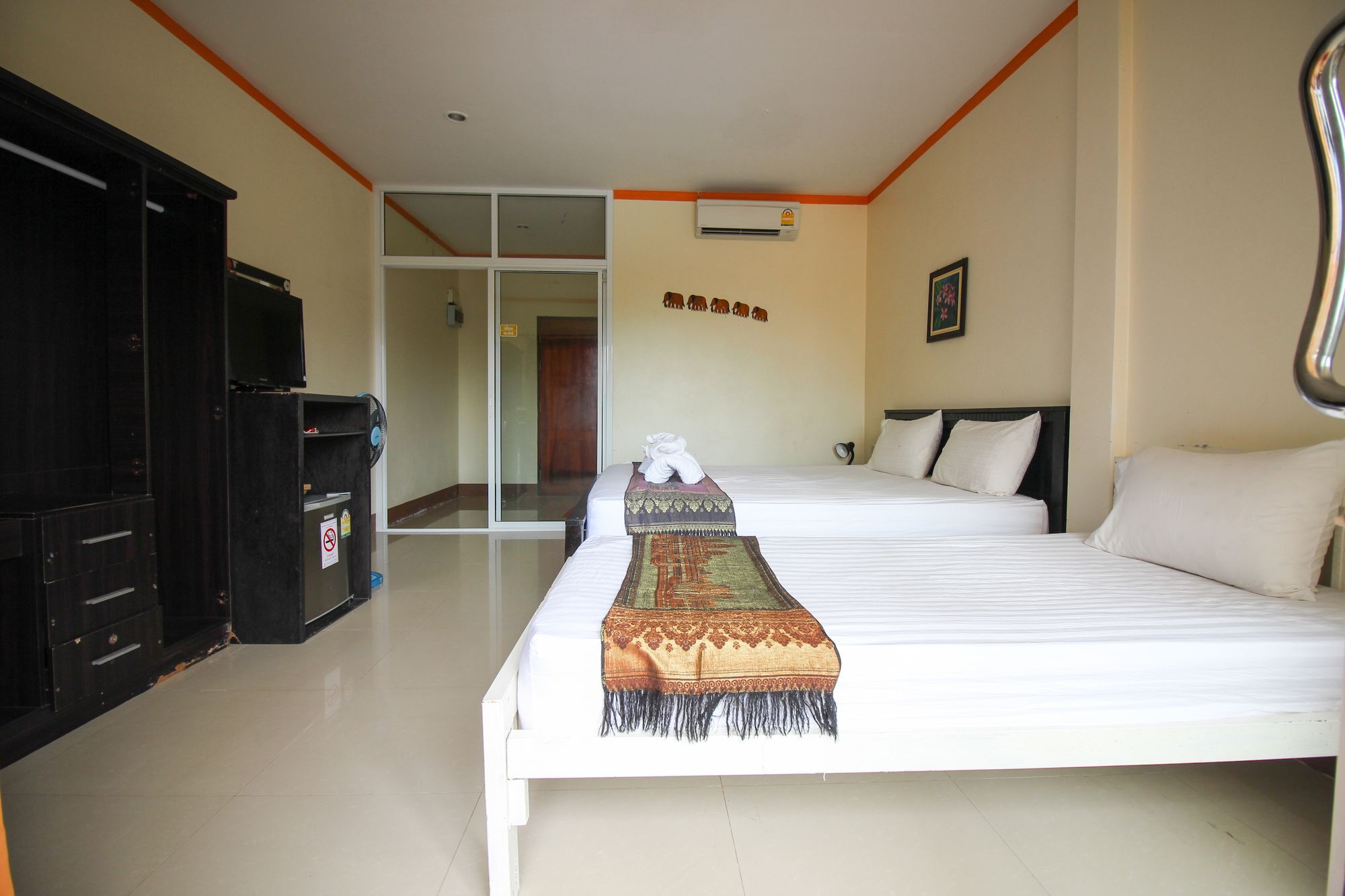 Sairee Seaview Hotel Ko Tao Buitenkant foto
